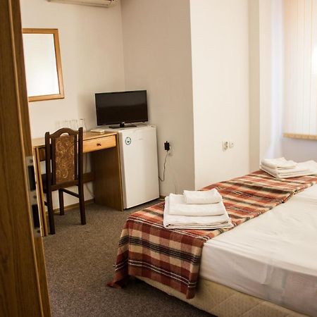 Family Hotel Saint Iliya Burgas Exterior photo