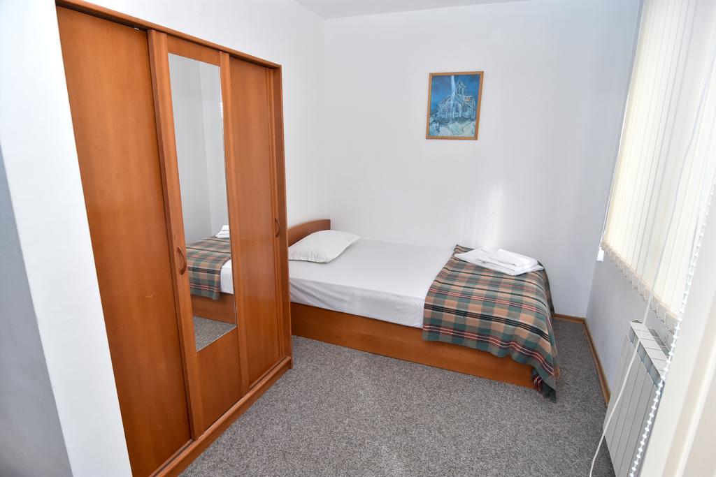 Family Hotel Saint Iliya Burgas Exterior photo