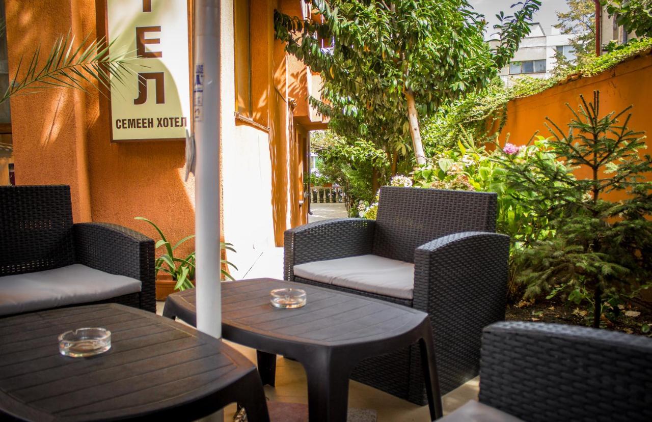 Family Hotel Saint Iliya Burgas Exterior photo